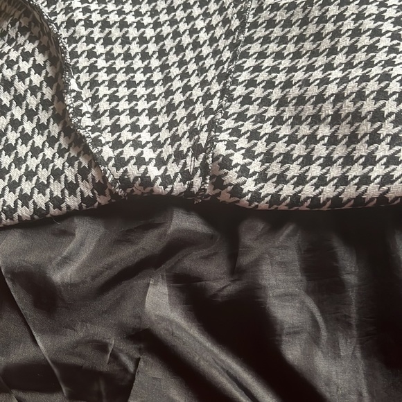 Cute high waisted skirt - Picture 6 of 6